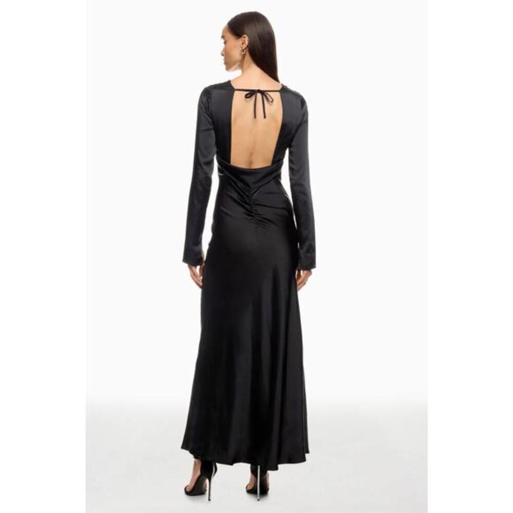 WEWOREWHAT‎ Backless Gown in Black Size 6